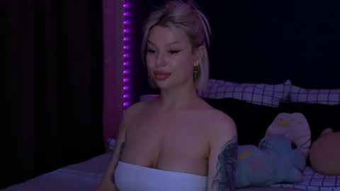 Alexa Mason online show from June 22, 3:25 am