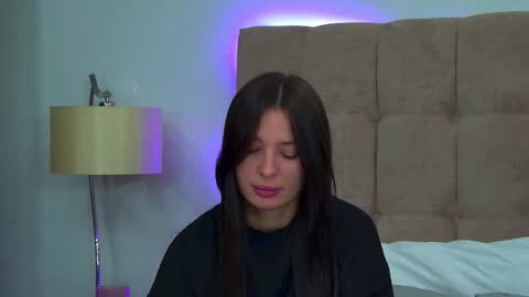 AlexandraBloom online show from November 8, 6:18 am