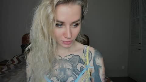 Snapshot of alexarush chatting on February 7, 6:24 pm alexarush online show from February 7, 6:24 pm