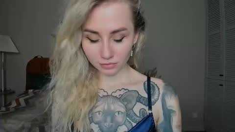 Snapshot of alexarush chatting on March 2, 6:35 pm alexarush online show from March 2, 6:35 pm