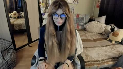 alexiamaiex online show from April 25, 1:41 am