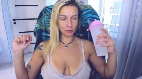 Alexia online show from June 19, 9:35 am