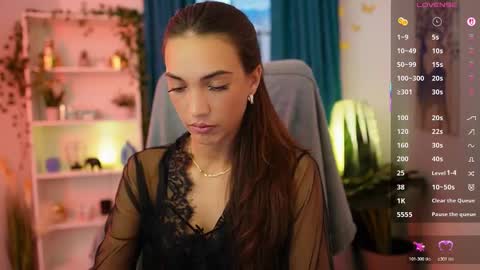 Snapshot of alexis_luv_ chatting on October 22, 1:27 pm Alexis online show from October 22, 1:27 pm