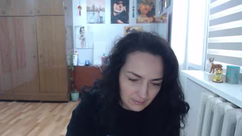 AlexisMillers online show from April 28, 8:40 am