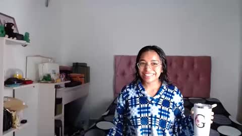 Alia  online show from October 29, 1:26 pm