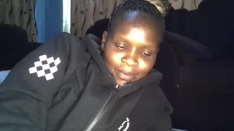 alic_crazy online show from February 3, 6:22 am