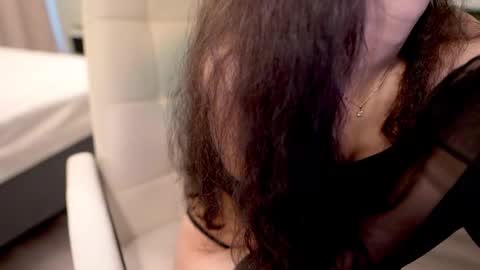 Snapshot of alica_moon_ chatting on February 10, 9:47 am Ali online show from February 10, 9:47 am