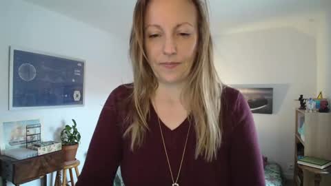 Alice online show from November 2, 9:34 am