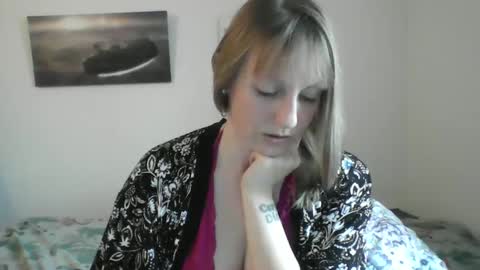 Snapshot of alice8363 chatting on January 10, 9:34 am Alice online show from January 10, 9:34 am