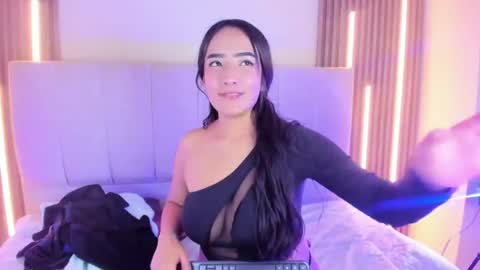alice_26__ online show from August 3, 9:31 pm