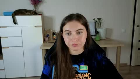 Snapshot of alice_________________________ chatting on September 9, 4:51 pm Alice online show from September 9, 4:51 pm