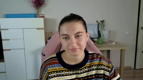 Snapshot of alice_________________________ chatting on September 19, 10:09 pm Alice online show from September 19, 10:09 pm