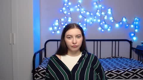 Snapshot of alice_________________________ chatting on December 2, 1:34 pm Alice online show from December 2, 1:34 pm