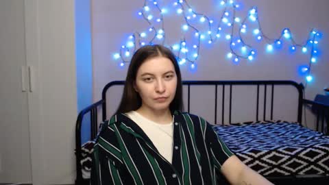 Snapshot of alice_________________________ chatting on December 2, 11:38 pm Alice online show from December 2, 11:38 pm