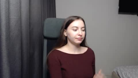 Snapshot of alice_________________________ chatting on February 10, 5:41 pm Alice online show from February 10, 5:41 pm