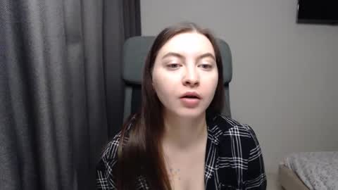 Snapshot of alice_________________________ chatting on February 9, 5:22 pm Alice online show from February 9, 5:22 pm