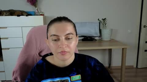 Snapshot of alice_________________________ chatting on September 21, 10:30 pm Alice online show from September 21, 10:30 pm
