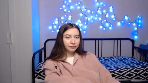 Snapshot of alice_________________________ chatting on December 31, 1:30 pm Alice online show from December 31, 1:30 pm
