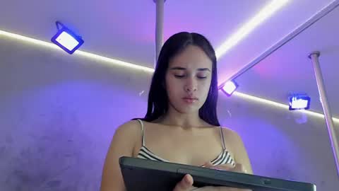 Alice Susan online show from June 13, 11:29 am