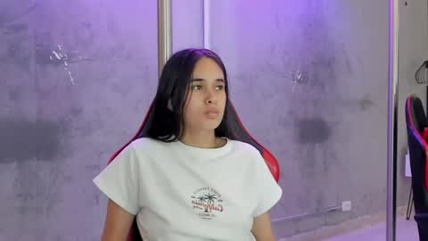 Alice Susan online show from June 3, 2:33 pm