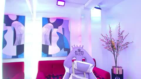 Alice  online show from November 18, 3:51 am