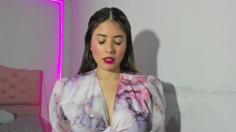 Snapshot of alice_cespedes chatting on January 25, 9:46 pm alice_cespedes online show from January 25, 9:46 pm