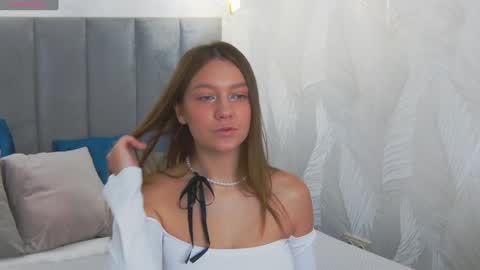 Alice in Wonderland  online show from December 20, 5:25 am