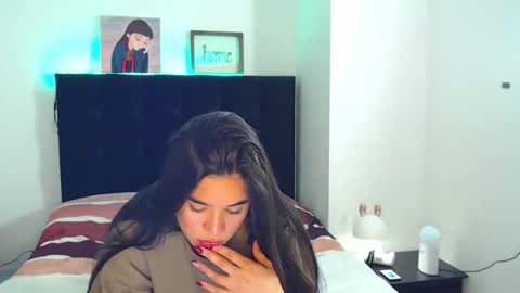 Snapshot of alice_cross20 chatting on October 23, 10:27 pm kia online show from October 23, 10:27 pm