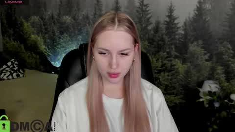 Alice online show from November 14, 12:10 am