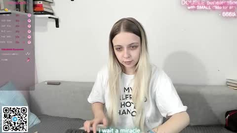 alice_halle online show from January 15, 3:18 pm