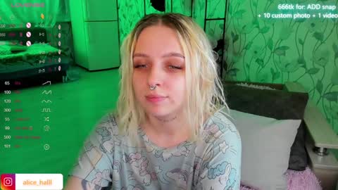 alice_halle online show from January 2, 5:39 pm