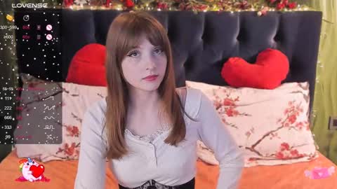 Snapshot of alice_langley chatting on February 26, 11:43 am Alice 3 online show from February 26, 11:43 am