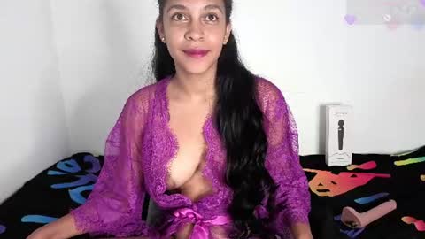 alice_parkerx online show from July 21, 10:49 am