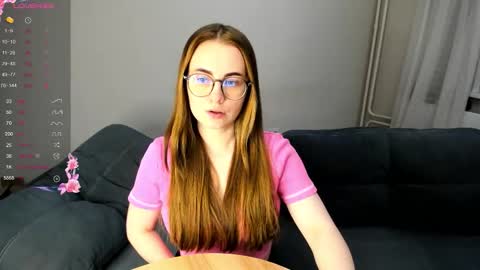 Alice online show from December 19, 3:26 pm