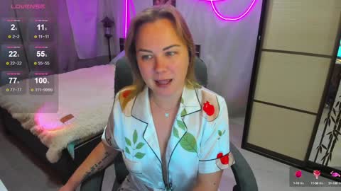 Alice online show from December 2, 12:28 pm