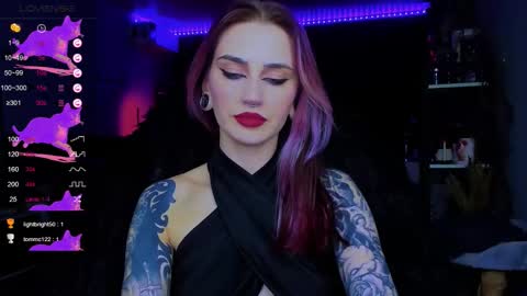 Alice online show from December 5, 7:26 pm