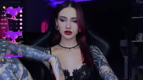 Alice online show from October 3, 7:30 pm