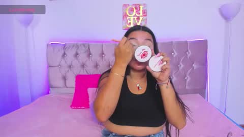 alice_summer1 online show from March 5, 7:20 pm