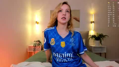 Alice  online show from July 21, 4:19 pm
