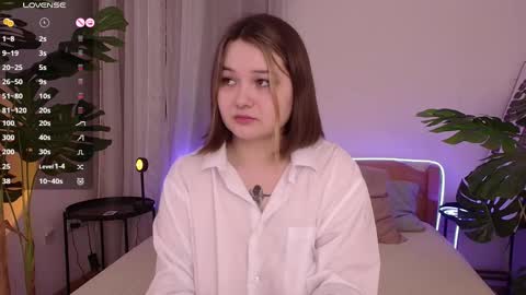 Alice  online show from February 24, 6:58 pm