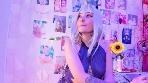     online show from October 3, 8:58 pm