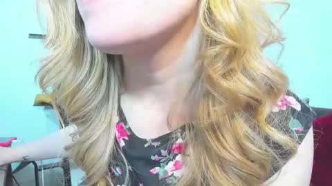 alicecat01 online show from March 15, 8:38 am