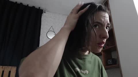 Snapshot of alicee_logan_ chatting on January 19, 2:57 am alicee_logan_ online show from January 19, 2:57 am
