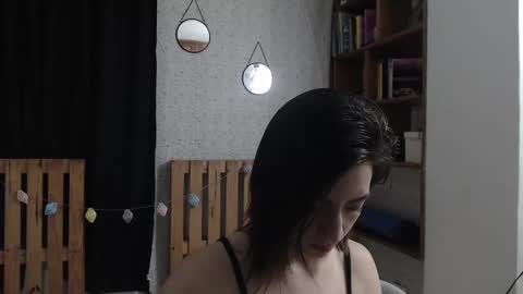 Snapshot of alicee_logan_ chatting on March 3, 2:33 am alicee_logan_ online show from March 3, 2:33 am