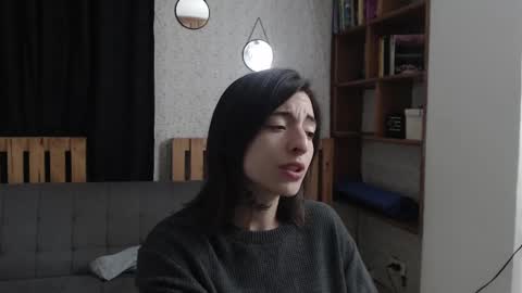 Snapshot of alicee_logan_ chatting on March 1, 2:59 am alicee_logan_ online show from March 1, 2:59 am