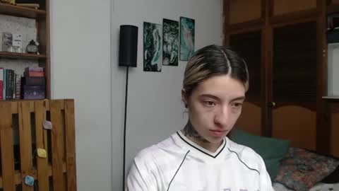 alicee_logan_ online show from June 27, 2:12 am