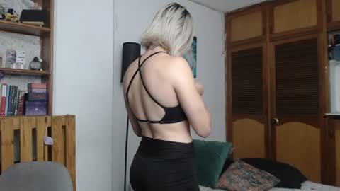 alicee_logan_ online show from July 15, 12:59 am