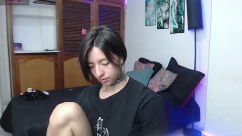 Snapshot of alicee_logan_ chatting on September 26, 3:26 am alicee_logan_ online show from September 26, 3:26 am