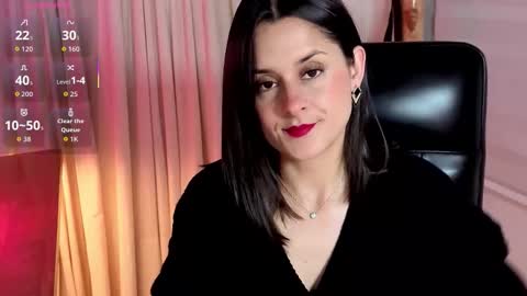 Snapshot of alicee_milf_ chatting on October 21, 11:03 am Aleja online show from October 21, 11:03 am