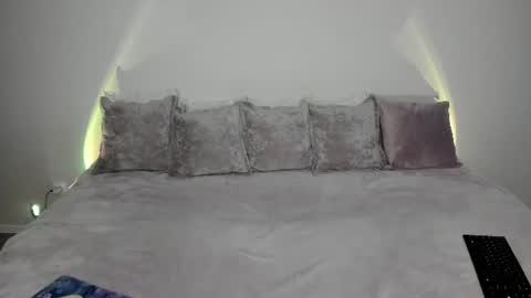 Alice online show from June 25, 5:12 am